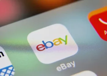 eBay Enhances Search to Show Fast Shipping and Pickup Options - Alexsl / Getty Images