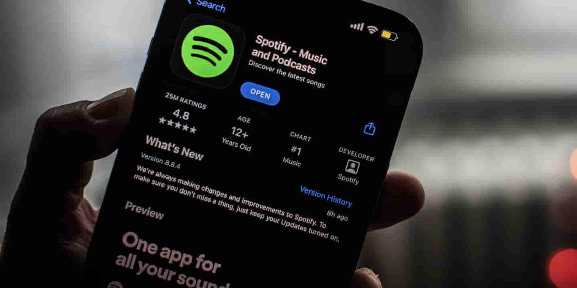 Spotify’s ‘Music Pro’ Aims to Attract Super Fans with Exclusive Features - Tiffany Hagler-Geard/Bloomberg