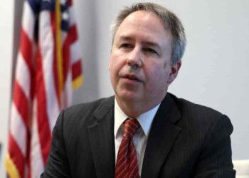 Trump Fires Ethics Czar Amid Oversight Concerns - velyn Hockstein/Reuters