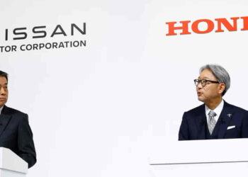 Nissan Left Searching for Partners After Failed Honda Merger- Kim Kyung-Hoon/Reuters