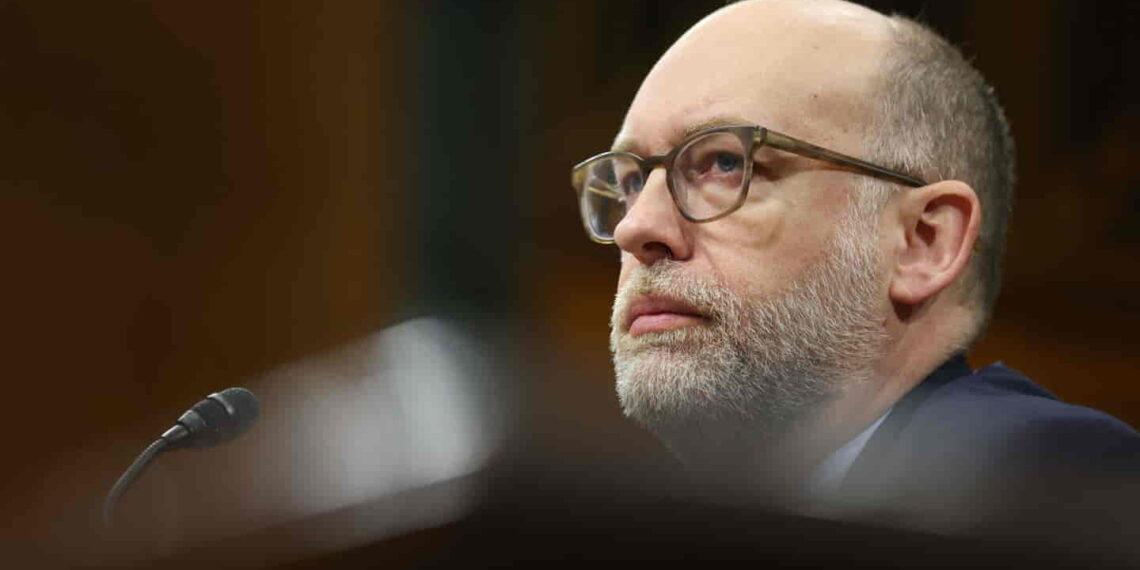 Acting CFPB Director Orders Employees to Stop Financial Oversight - Kayla Bartkowski/Getty Images/