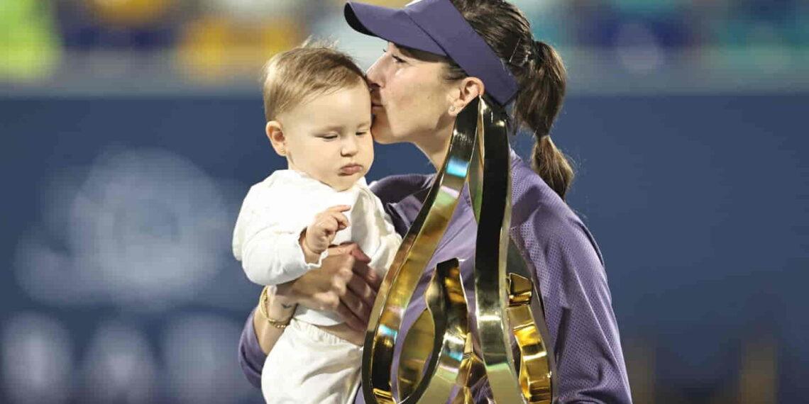 Bencic Balances Tennis and Motherhood, Wins Abu Dhabi Open - Fadel Senna/AFP via Getty Images