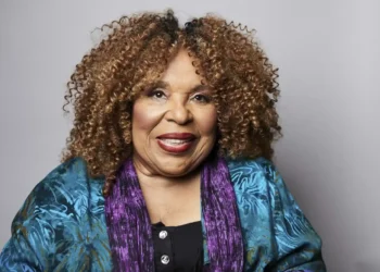 Remembering Roberta Flack: A Trailblazing Music Legend - Matt Licari/Invasion/AP Photo