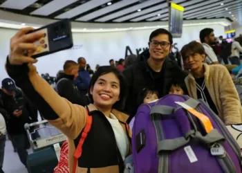 Major Fire at Heathrow Causes Travel Disruptions for 150,000 Passengers - Isabel Infantes/Reuters via CNN