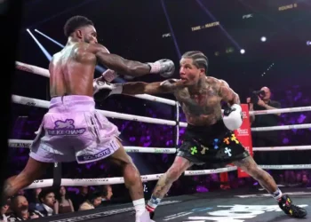 Davis vs. Roach: Fight Card, Start Time & Live Results - Steve Marcus/Getty Images