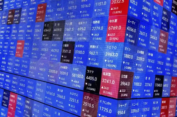 Global Stock Markets in Turmoil as Trade War Escalates - kyodo News via AP