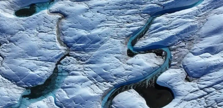 Disappearing Ice: The Arctic’s Dangerous Transformation - Sean Gallup/Getty Images