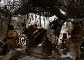 Putin’s ‘No Deal’ Tactic Leaves Trump Empty-Handed - Roman Chop/AP, File