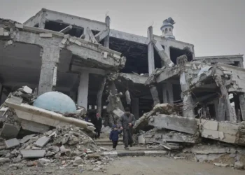 Gaza's Power Crisis: Israel Cuts Electricity After Ceasefire Talks Breakdown - Jehad Alshrafi/AP Photo