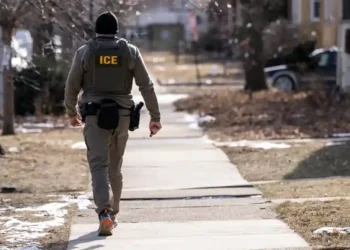 Hundreds Deported as Trump Bypasses Court Order - Christopher Dilts/Bloomberg/Getty Images/FILE