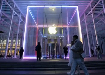 Can Apple Catch Up? AI Rivals Gain Ground as Siri Faces Delays - Craig T Fruchtman/Getty Images