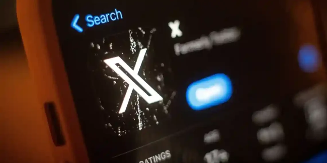 X Experiences Global Disruptions – Musk Points to Cyber Threat - Jaap Arriens/NurPhoto/Shutterstock