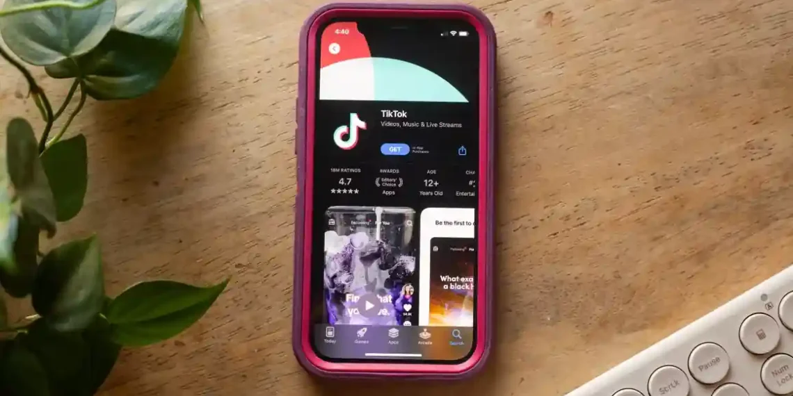 Trump Extends TikTok Deadline Amid Trade War with China - Brook Joyner/CNN