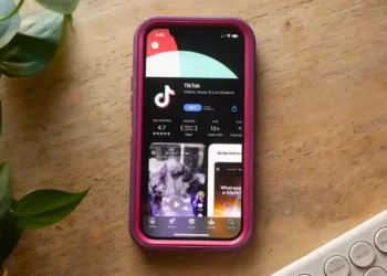 Trump Extends TikTok Deadline Amid Trade War with China - Brook Joyner/CNN
