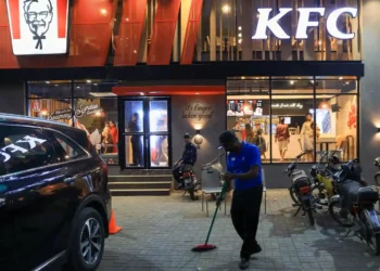 Protests Against Israel Lead to KFC Attacks in Major Pakistani Cities - REUTERS/Akhtar Soomro