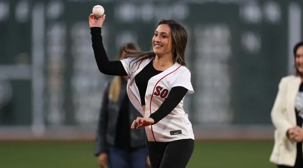 NCAA Woman of the Year Karenna Groff Dies in Plane Crash with Family - Getty Images via BBC