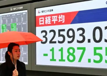 Global Markets Struggle as US-China Tariff Tensions Escalate - Masahiro Sugimoto/The Yomiuri Shimbun/AP via CNN