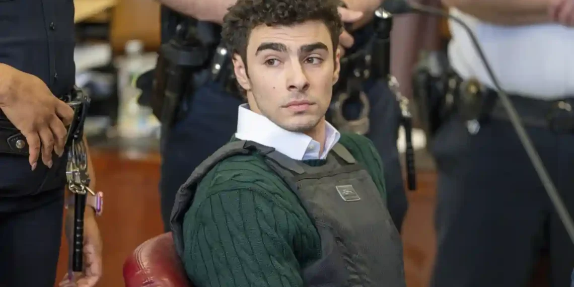 Federal Prosecutors Pursue Death Penalty for Luigi Mangione - Steven Hirsch/New York Post via AP, Pool File