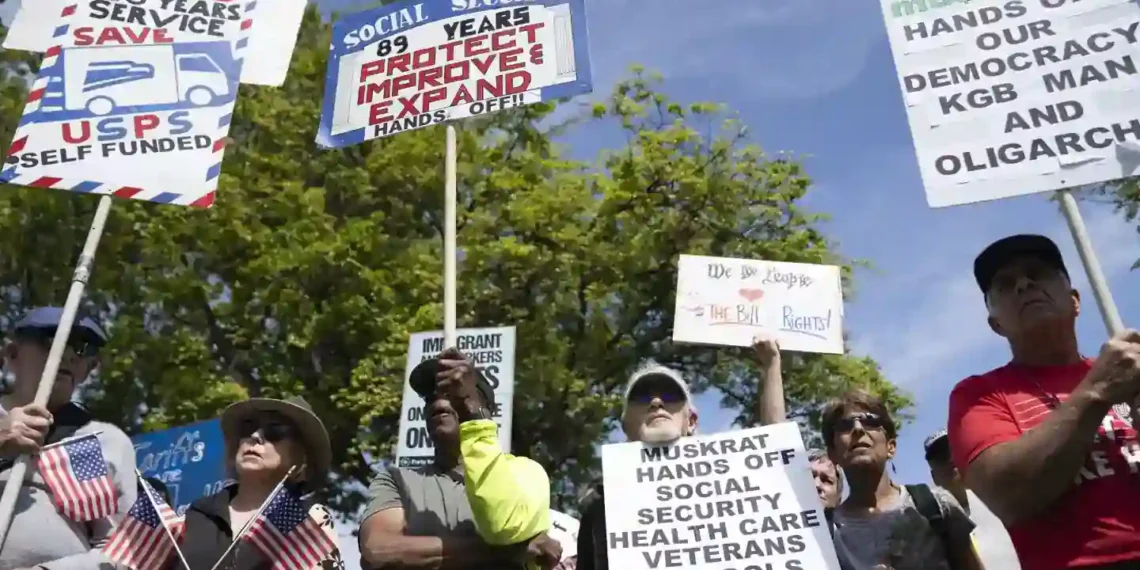 Silicon Valley Workers React to Tech Leaders’ Embrace of Trump - Emily Steinberger/AP Photo