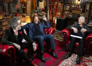 How a Classic Live Show Was Finally Completed Two Decades Later - Ross Halfin via AP Photo