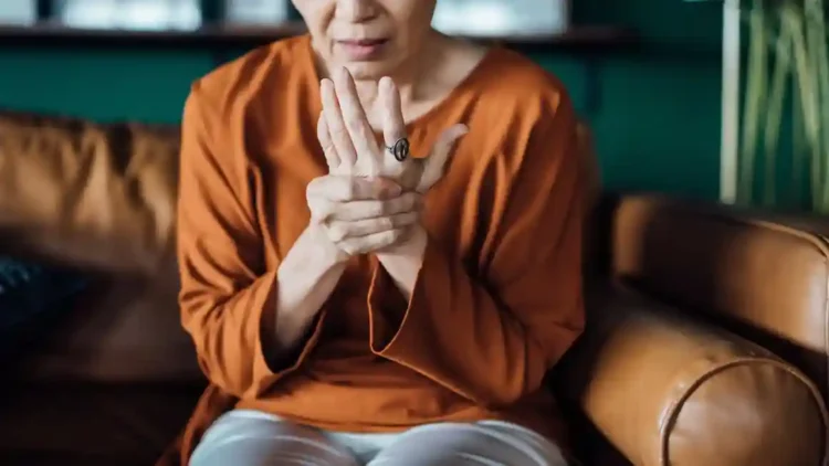 The Hidden Cause of Chronic Pain: Emotional Stress Explained - AsiaVision/E+/Getty Images via CNN