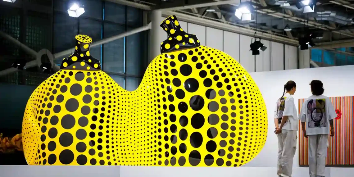 Art Sales Are Down, but Small Galleries Are Holding Strong - Valentin Flauraud/AFP/Getty Images via CNN