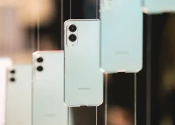 How the U.S.-China Trade War Impacts Your Next Smartphone Purchase - Xavi Torrent/Getty Images