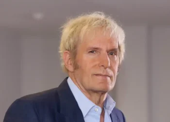 Michael Bolton’s Cancer Journey: Strength, Family, and Hope - Adrián Monroy / Medios y Media via Getty Images