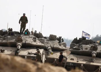 Aid Blocked, Hundreds Killed: World Leaders Pressure Israel on Gaza - Ronen Zvulun/Reuters