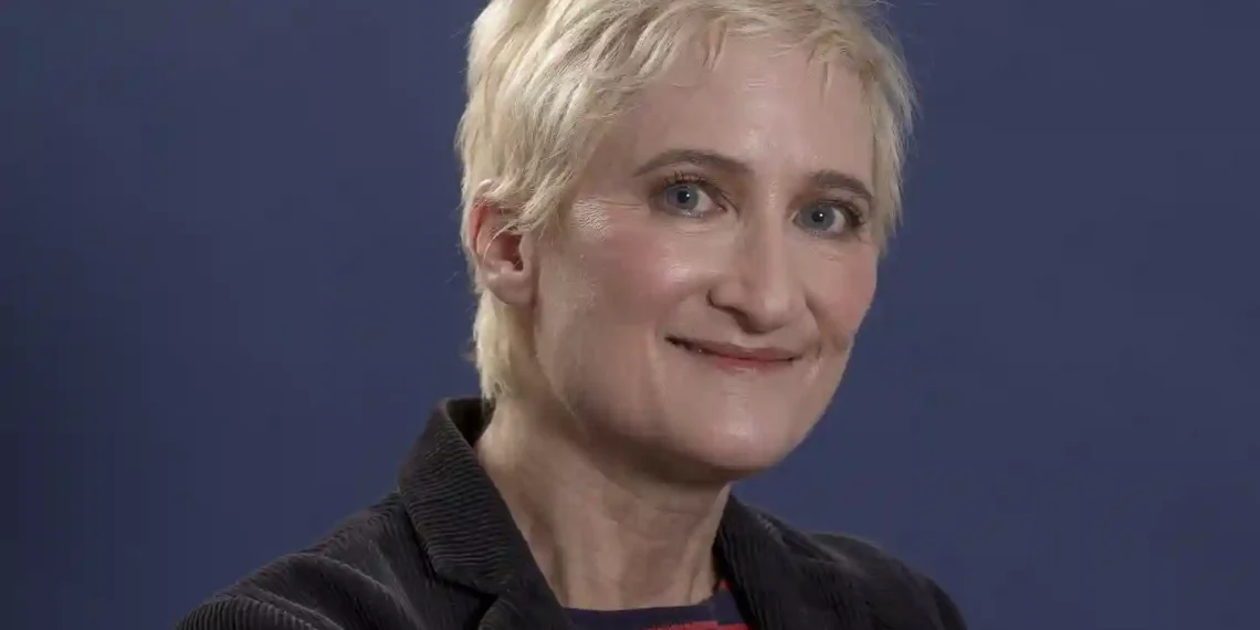 Jill Sobule, Bold Voice Behind I Kissed a Girl, Passes Away - Andy Kropa/Invasion/AP Photo, File