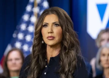 U.S. Officials Told to Hold Migrants Removed to South Sudan - AP Photo/Alex Brandon, File