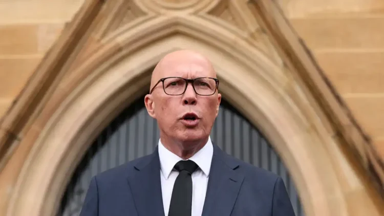 Peter Dutton's Struggle: Can He Shake Off the Trump Label? - Hollie Adams/Reuters