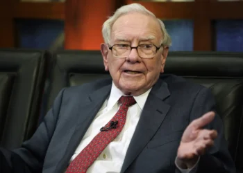 Berkshire Hathaway’s Warren Buffett Announces Shocking Retirement - AP Photo/Nati Harnik,File