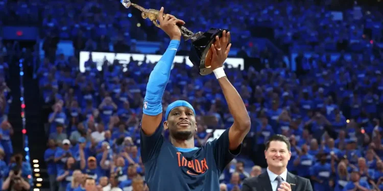 Shai’s Big Night Helps Thunder Control Series vs. Timberwolves - Matthew Stockman/Getty Images