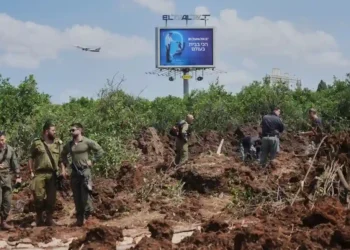 Israel’s Missile Shield Fails to Block Houthi Attack Near Main Airport - Ohad Zwigenberg/AP