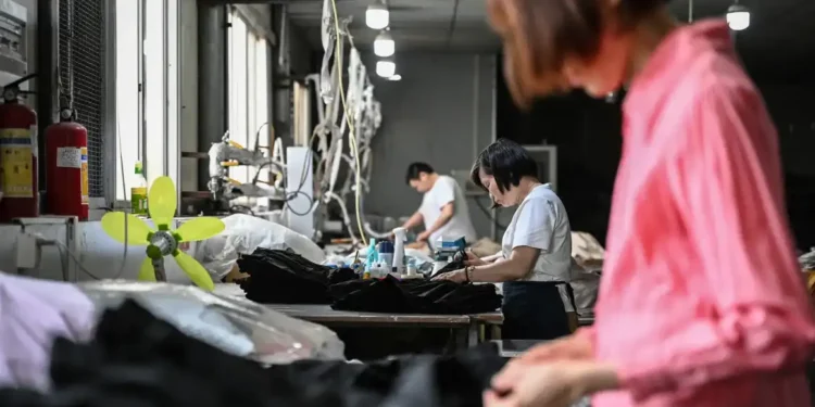 New Temu Shipping Model Confuses Shoppers, Raises Questions - Jade Gao/AFP?Getty Images