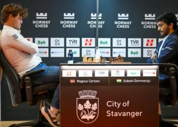 Tension in Stavanger: Carlsen Reacts After Defeat by Gukesh - Carina Johansen/NTB/AP