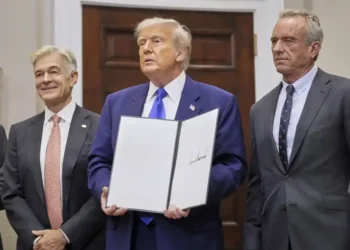 Is the U.S. Subsidizing Global Healthcare? Experts Disagree - AP Photo/Mark Schiefelbein