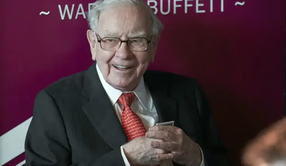 Warren Buffett’s $6B Donation Adds to His Historic Philanthropic Legacy - AP Photo/Nati Harnik, File