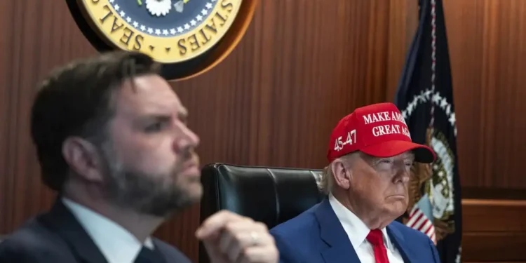 New Situation Room, Familiar Drama: Trump Greenlights Iran Attack - The White House vi AP