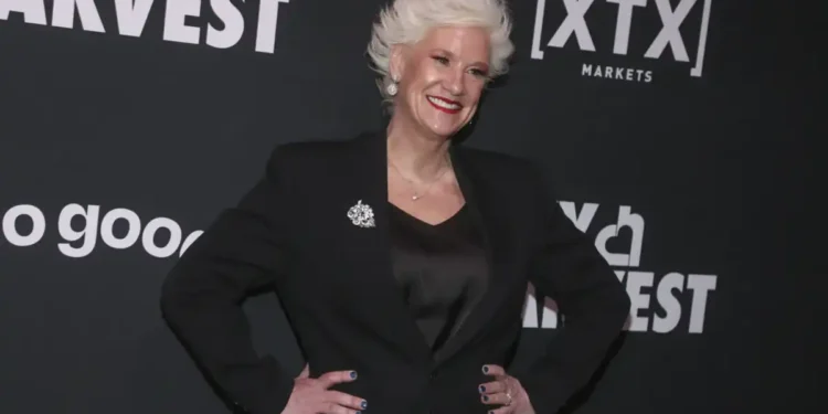 TV Chef Anne Burrell, Known for Teaching Kitchen Newbies, Dies at 55 - Andy Kropa/Invasion/AP, File