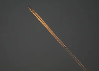 Contrails, Not Chemtrails: The Science Behind the Sky and the Laws Ignoring It - AP Photo/Jeff Chiu, File