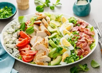 Fresh, Bold, Global: A Tour of the World’s Best Salads - YelenaYemchuk/iStockphoto/Getty Images