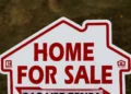 Zillow's "Ban" Under Fire: Lawsuit Alleges Monopoly Abuse - AP Photo/Gerry Broome, File