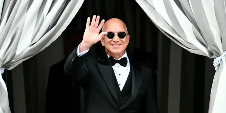 Oprah, Gates, Kardashians Attend Bezos-Sánchez Wedding in Italy - Stefano Rellandini/AFP via Getty Images