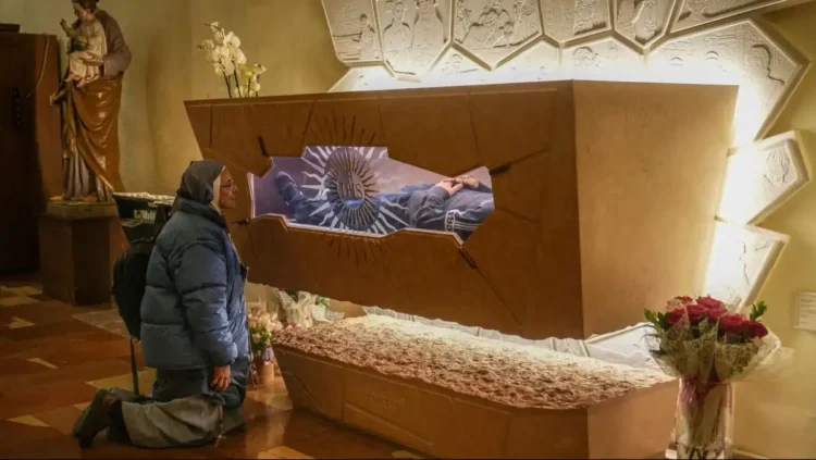 Pope Leo XIV to Canonize Carlo Acutis in Historic Vatican Ceremony - Christopher Furlong/Getty Images