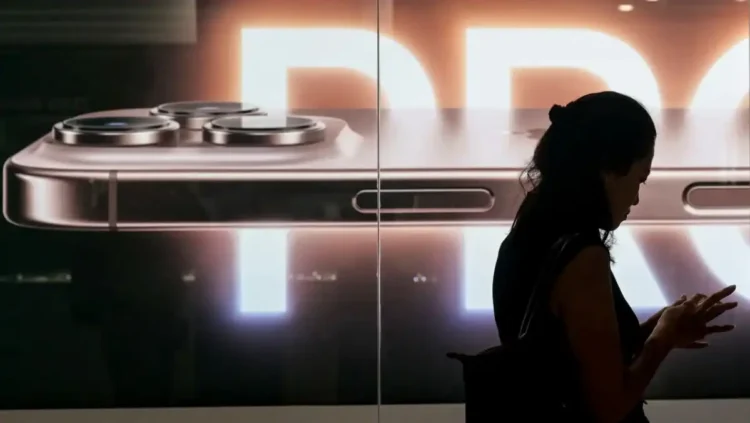 Behind Apple’s AI Struggle — And What’s Coming Next - Bay Ismoyo/AFP/Getty Images