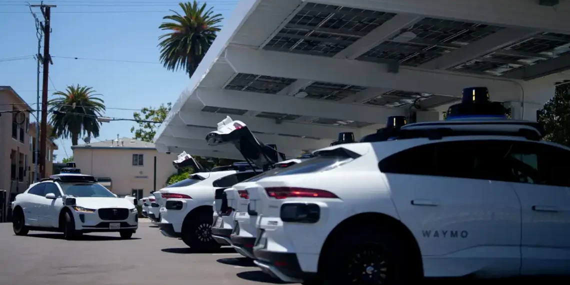 Frustrated Locals Push Back Against Waymo’s Late-Night Robotaxis - Eric Thayer/Getty Images