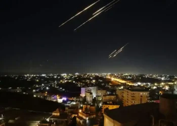 Missiles Over Tehran: Conflict Deepens as U.S. Faces Pressure to Act - AP Photo/Leo Correa