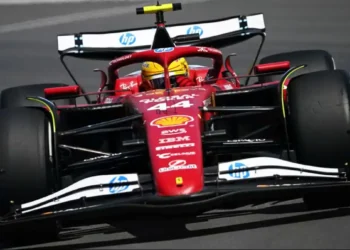 From Heartbreak to Victory: Hamilton’s Sad Hit, Russell’s Big Win in Canada - Rudy Carezzevoli/Getty Images